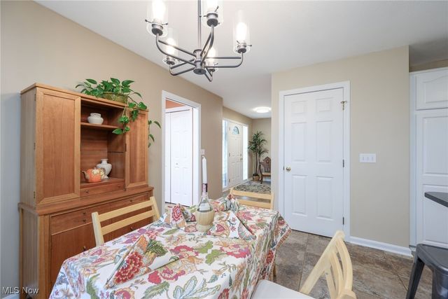 1490 Hanna Road, Stow, OH 44224