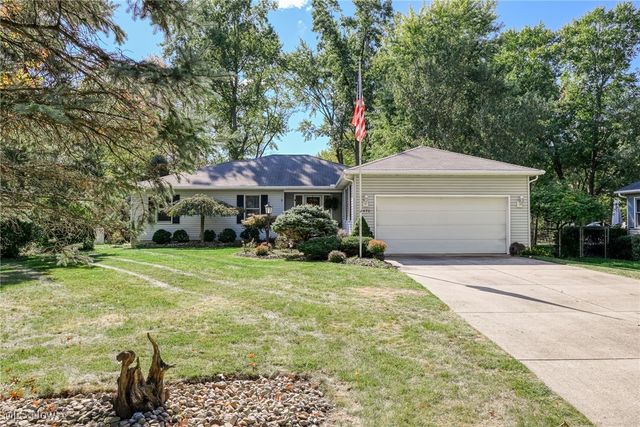 1490 Hanna Road, Stow, OH 44224