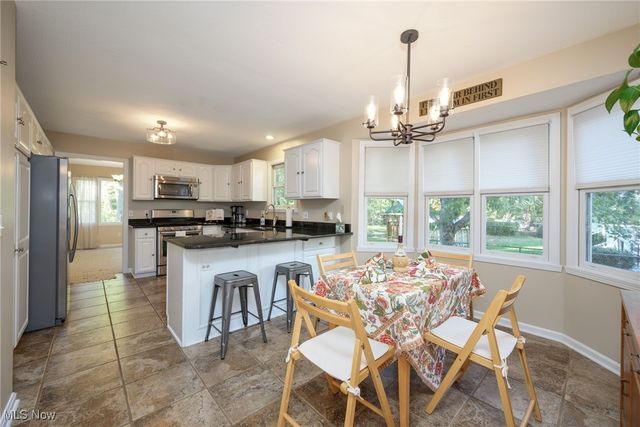 1490 Hanna Road, Stow, OH 44224