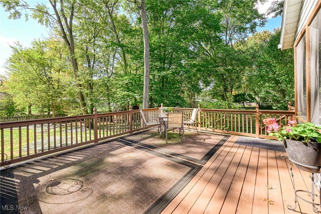 1490 Hanna Road, Stow, OH 44224