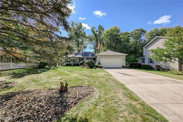 1490 Hanna Road, Stow, OH 44224