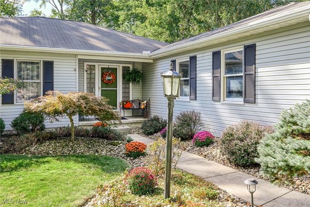 1490 Hanna Road, Stow, OH 44224