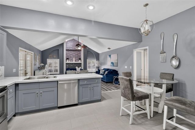 5939 WINDWOOD DRIVE, Lakeland, FL 33813