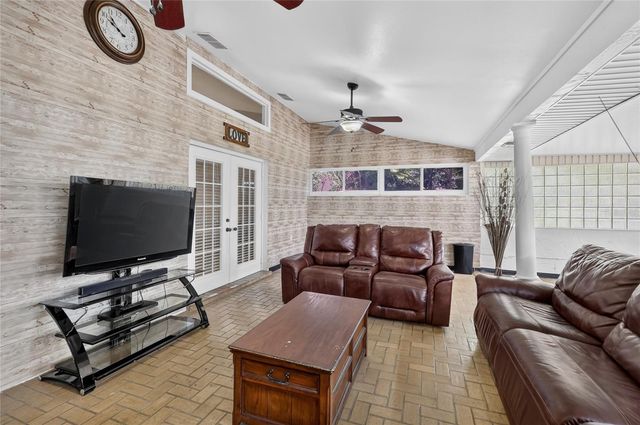 5939 WINDWOOD DRIVE, Lakeland, FL 33813