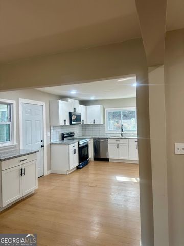 481 Hammond Drive, Sandy Springs, GA 30328