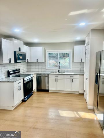 481 Hammond Drive, Sandy Springs, GA 30328