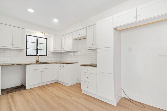 2002 VIRGINIA DRIVE, Bradenton, FL 34205