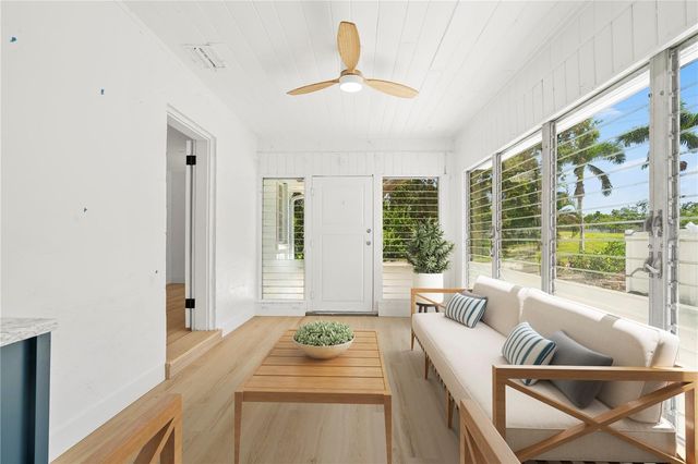 2002 VIRGINIA DRIVE, Bradenton, FL 34205