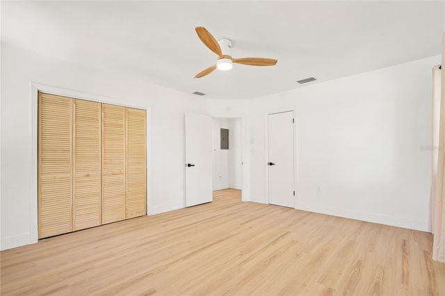 2002 VIRGINIA DRIVE, Bradenton, FL 34205