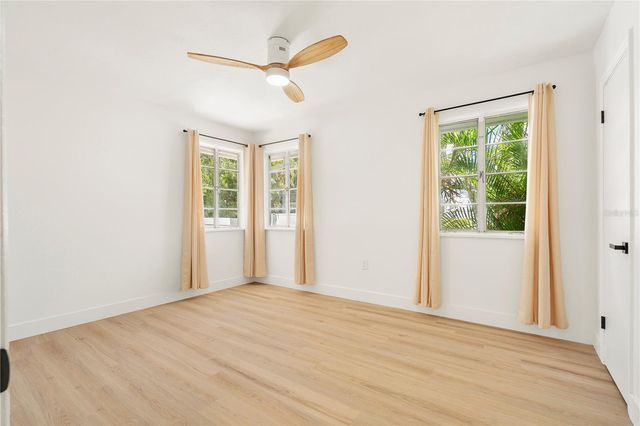 2002 VIRGINIA DRIVE, Bradenton, FL 34205