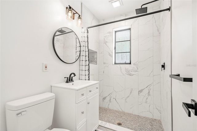 2002 VIRGINIA DRIVE, Bradenton, FL 34205