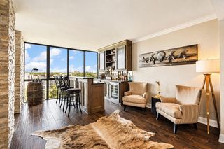5001 Woodway 1005, Houston, TX 77056