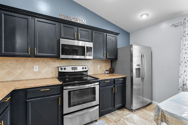 6845 Annandale Drive, Kalamazoo, MI 49009