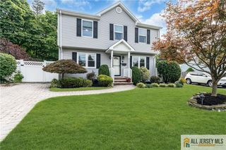 8 Highview Road, East Brunswick, NJ 08816