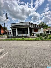 329 52ND STREET, Fairfield, AL 35064