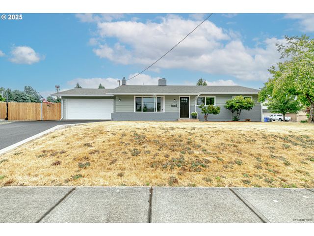 18340 Se LANGENSAND Rd, Sandy, OR 97055