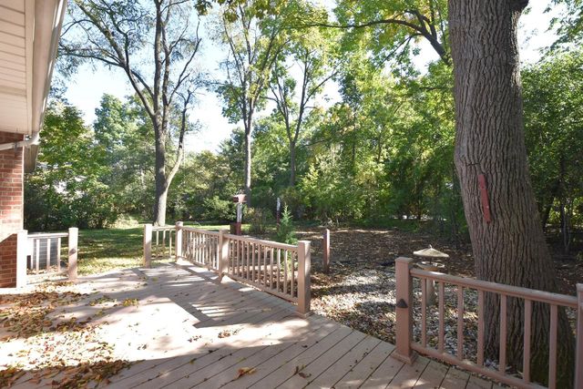 4837 W Knollwood DRIVE, Mount Pleasant, WI 53403