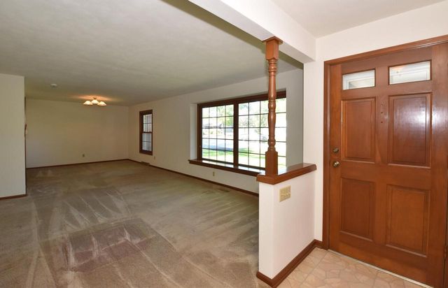 4837 W Knollwood DRIVE, Mount Pleasant, WI 53403