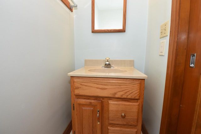 4837 W Knollwood DRIVE, Mount Pleasant, WI 53403