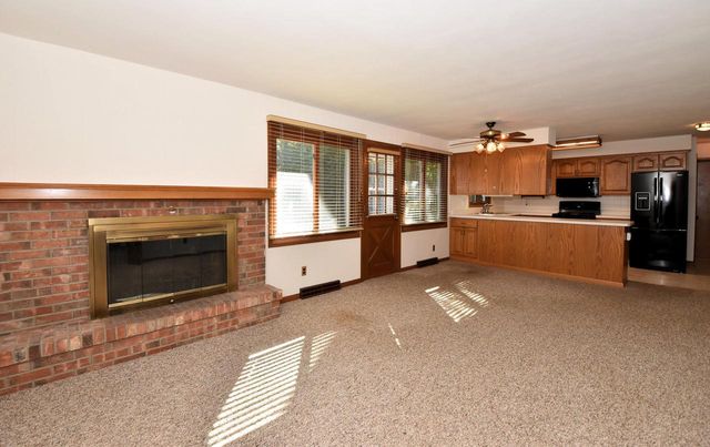 4837 W Knollwood DRIVE, Mount Pleasant, WI 53403