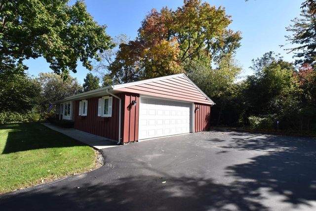4837 W Knollwood DRIVE, Mount Pleasant, WI 53403