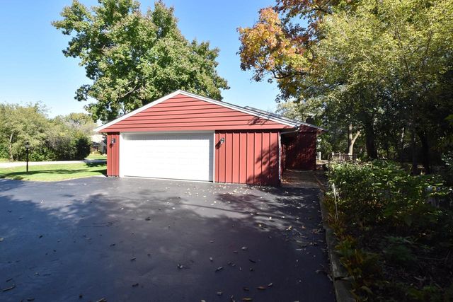 4837 W Knollwood DRIVE, Mount Pleasant, WI 53403
