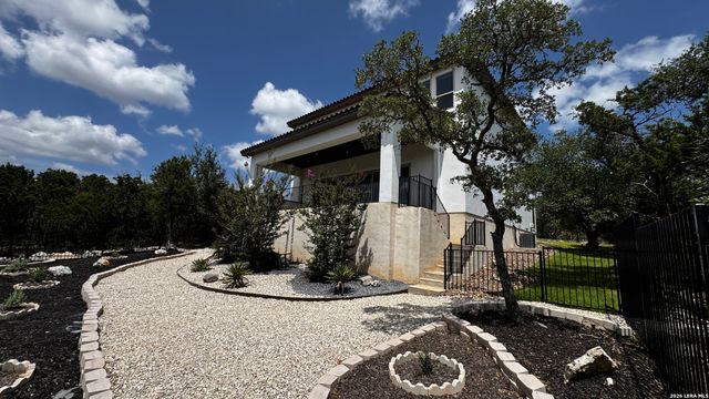94 Monarca, Boerne, TX 78006