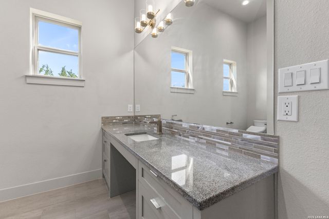 94 Monarca, Boerne, TX 78006