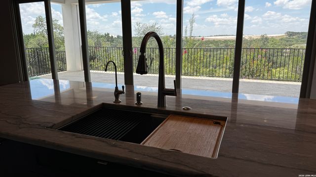 94 Monarca, Boerne, TX 78006