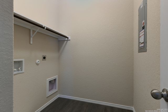 3931 Somers Crest, San Antonio, TX 78211