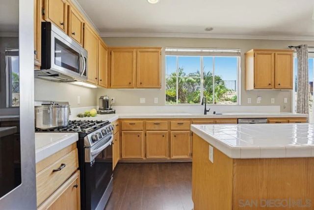 1171 Prussian Way, Oceanside, CA 92057