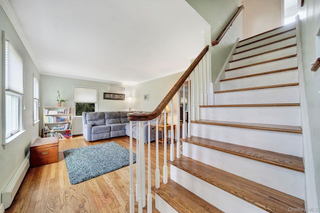 18 Ursular Court, Smithtown, NY 11787