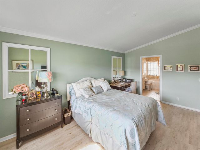 5122 Corbel Lake Way, Boynton Beach, FL 33437