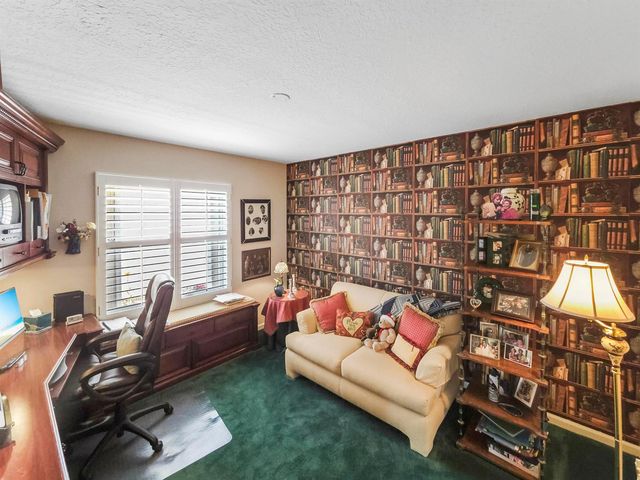 5122 Corbel Lake Way, Boynton Beach, FL 33437