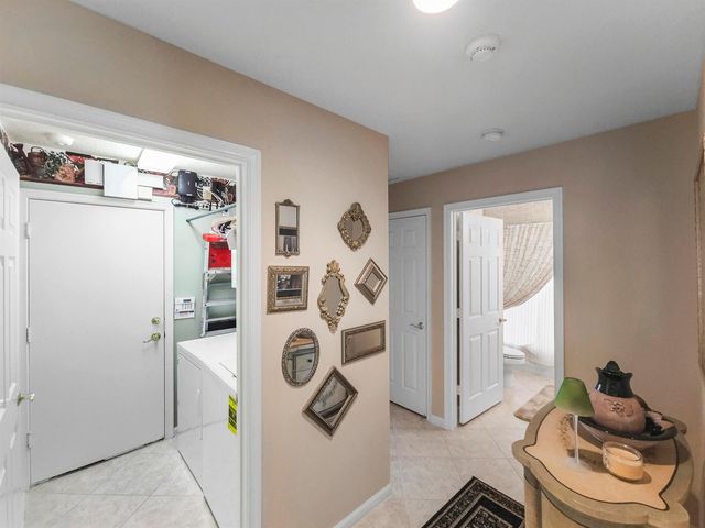 5122 Corbel Lake Way, Boynton Beach, FL 33437