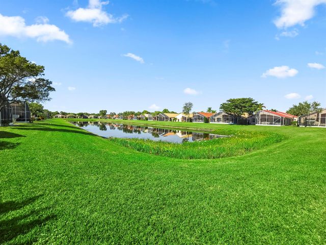 5122 Corbel Lake Way, Boynton Beach, FL 33437