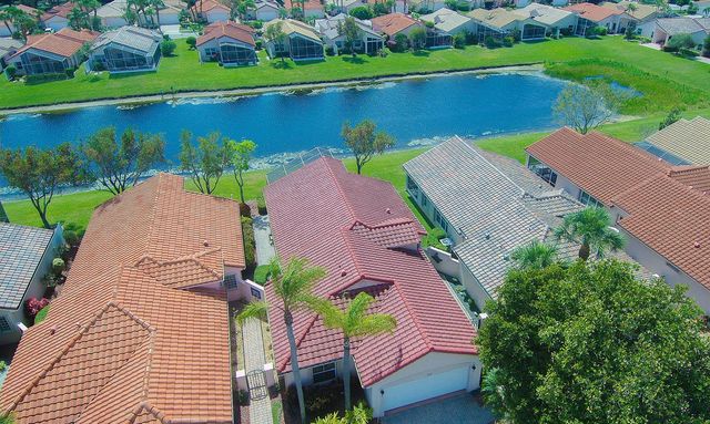 5122 Corbel Lake Way, Boynton Beach, FL 33437