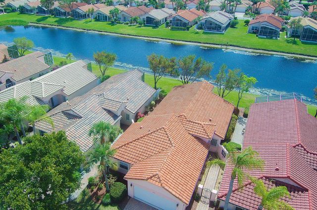 5122 Corbel Lake Way, Boynton Beach, FL 33437