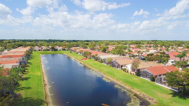 5122 Corbel Lake Way, Boynton Beach, FL 33437