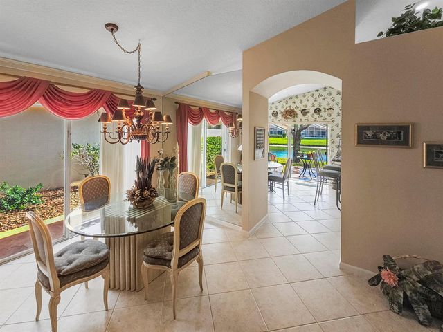 5122 Corbel Lake Way, Boynton Beach, FL 33437