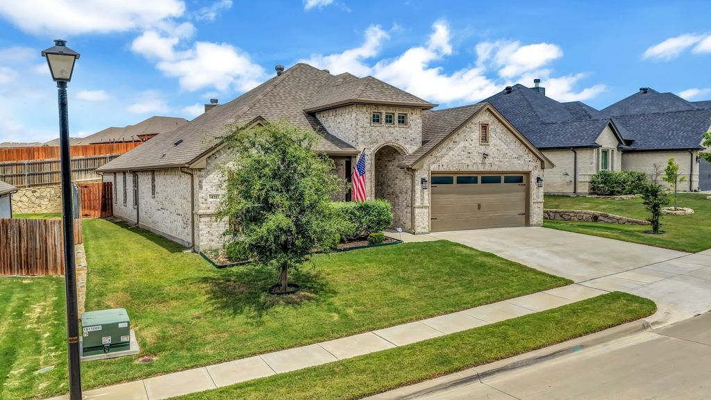 421 Vaquero, Weatherford, TX 76087 — photo 2