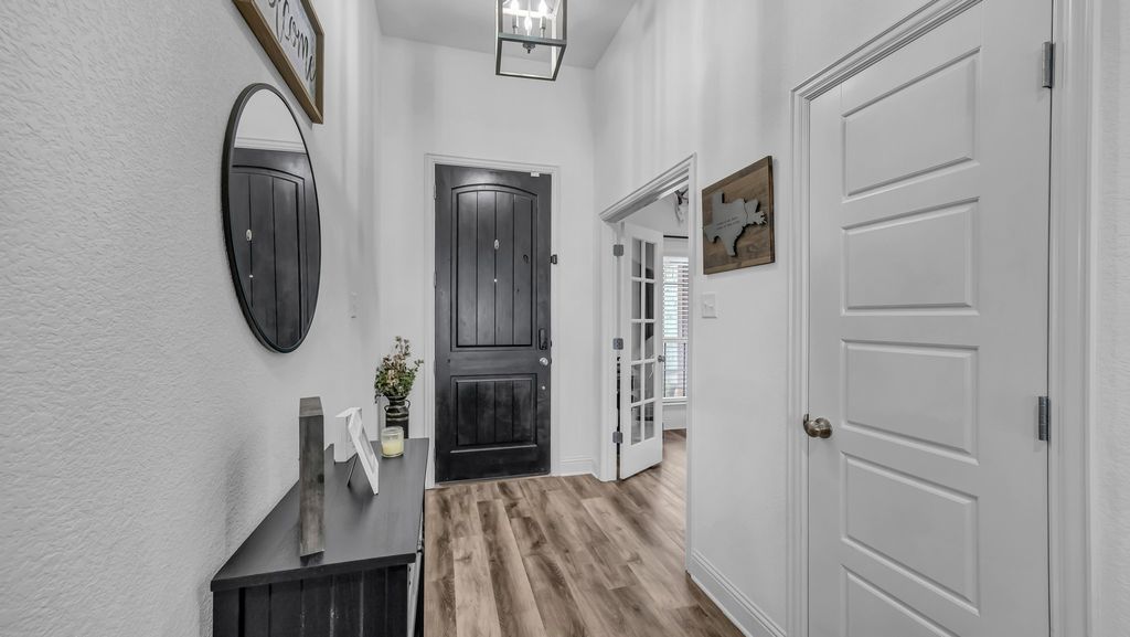 421 Vaquero, Weatherford, TX 76087 — photo 5