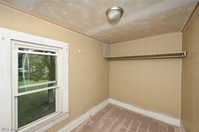 210 Pittsburgh Street, Columbiana, OH 44408