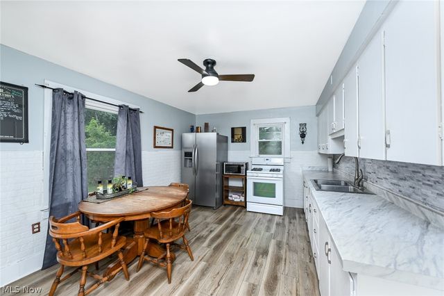 210 Pittsburgh Street, Columbiana, OH 44408