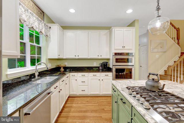 1224 WILD HAWTHORN WAY, Reston, VA 20194