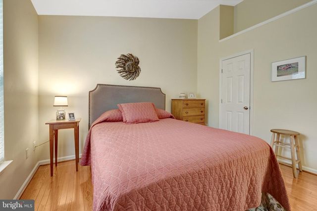 1224 WILD HAWTHORN WAY, Reston, VA 20194