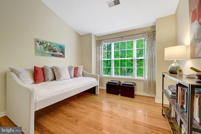 1224 WILD HAWTHORN WAY, Reston, VA 20194