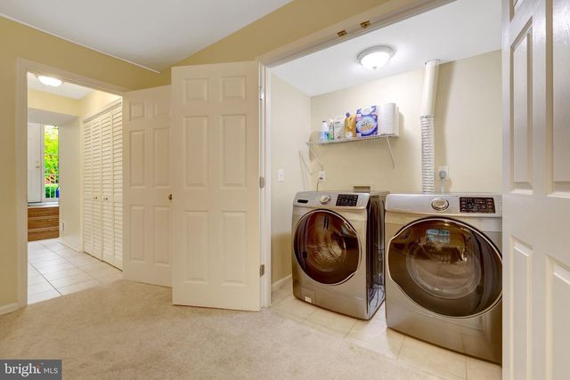 1224 WILD HAWTHORN WAY, Reston, VA 20194