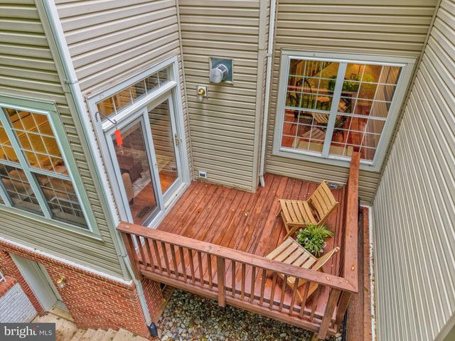 1224 WILD HAWTHORN WAY, Reston, VA 20194
