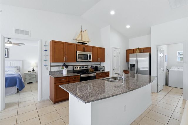 150 BAYTREE DRIVE, Rotonda West, FL 33947